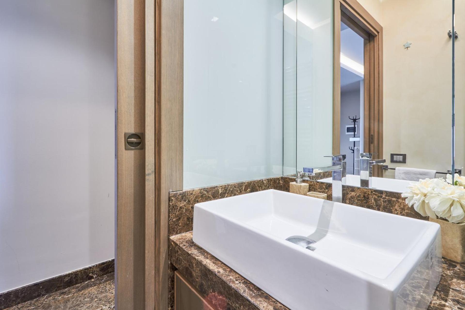 Apartment Easylife - Monolocale Con Balcone In Porta Venezia Milan