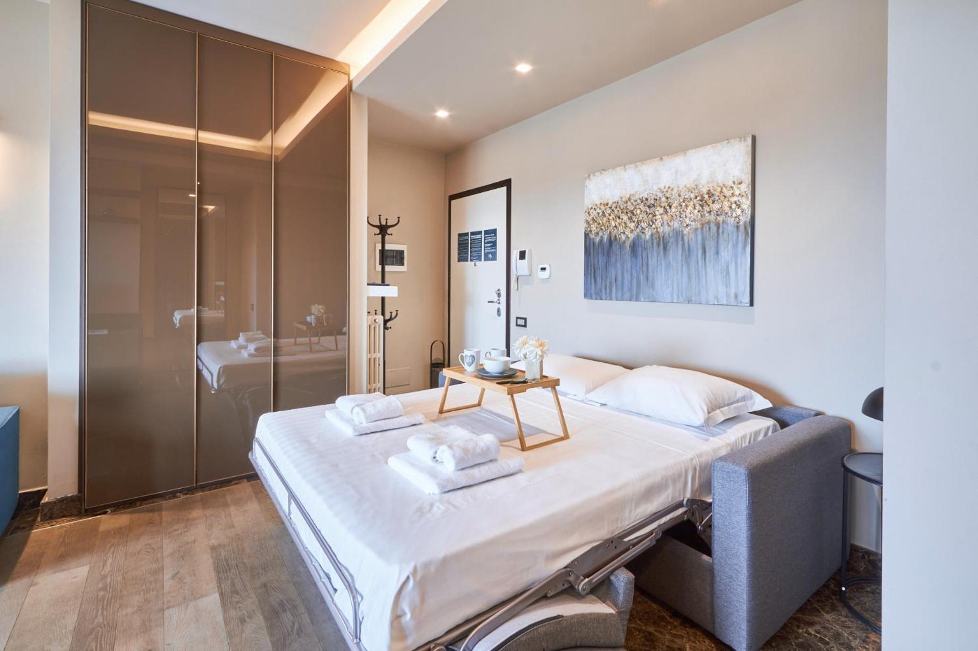 Easylife - Monolocale Con Balcone In Porta Venezia